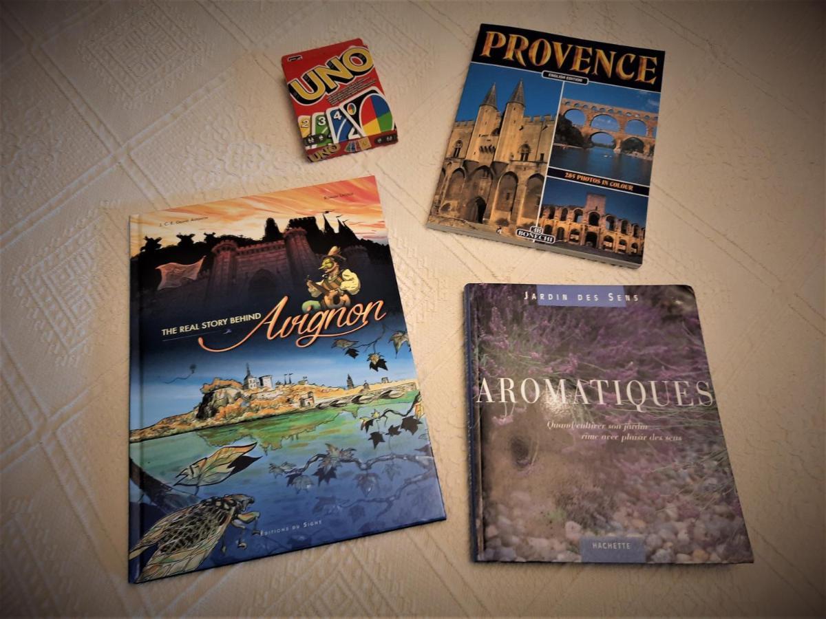 Morieres-les-Avignon La Maison Du Chemin Des Prairies מראה חיצוני תמונה